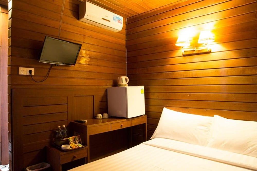 Ktm Resort Batam Sekupang Buitenkant foto