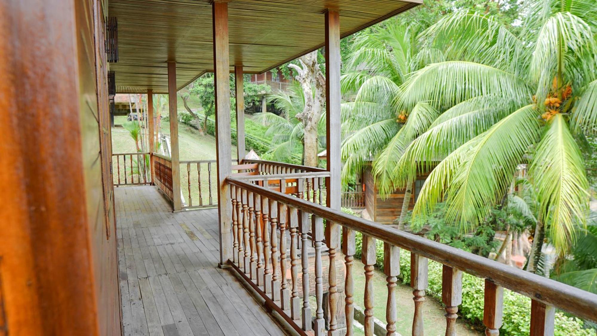 Ktm Resort Batam Sekupang Buitenkant foto